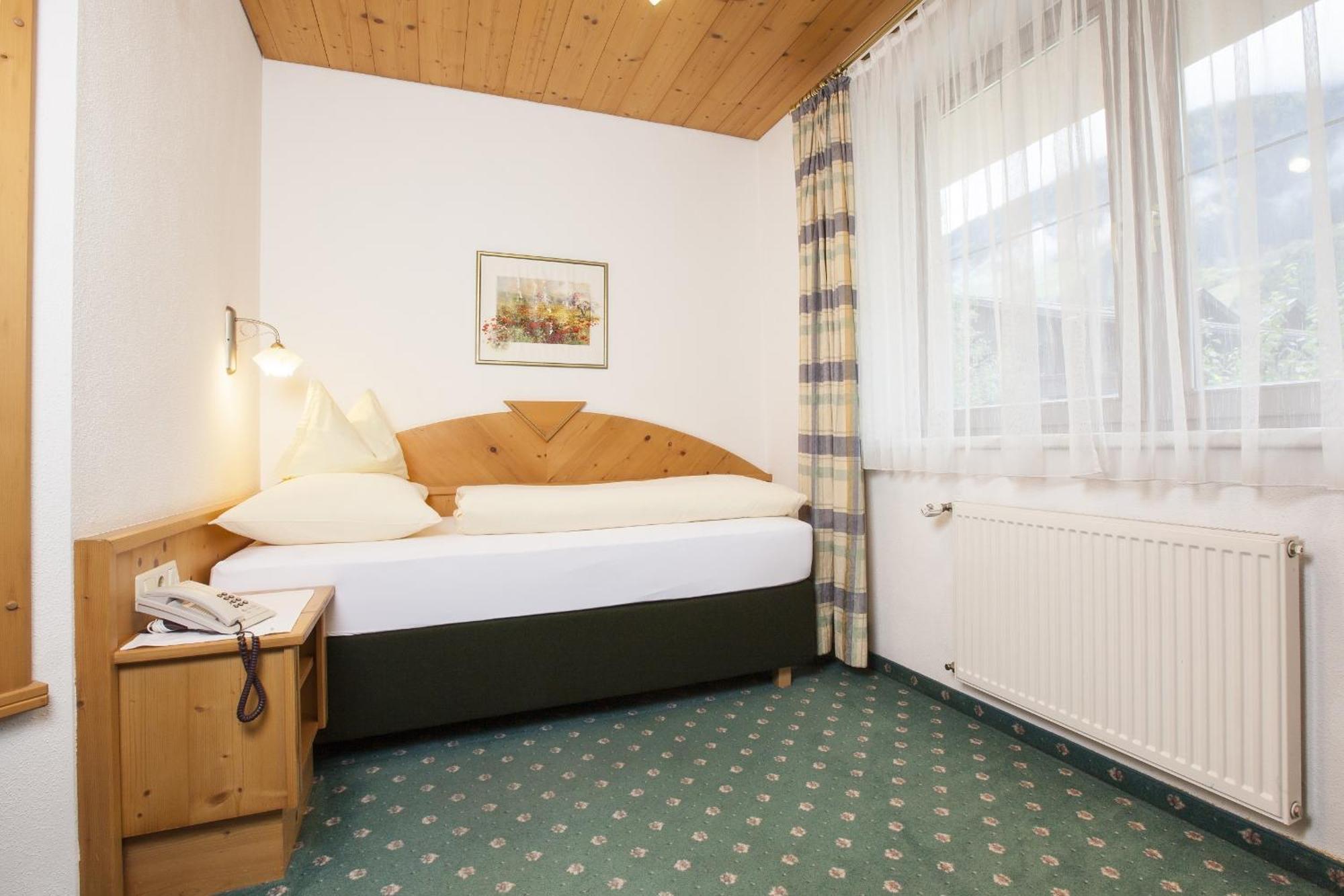 Hotel & Appartements Alpenresidenz Viktoria 노이스티프트임스튀바이탈 객실 사진